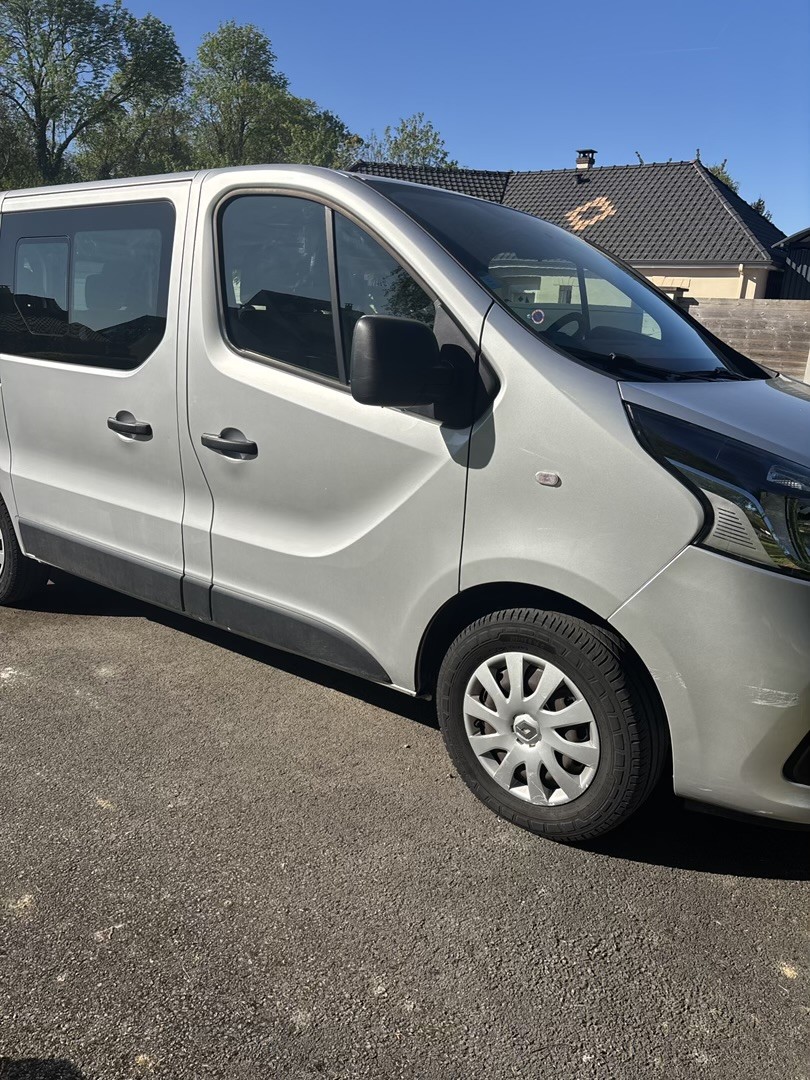 Renault Trafic 9 places photo 5